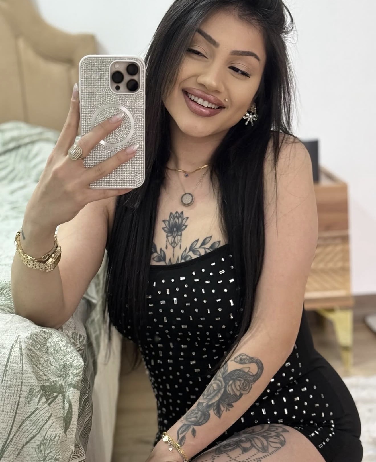Cumhuriyet İleri Görüşlü Kadın Escort Bayan Eylem